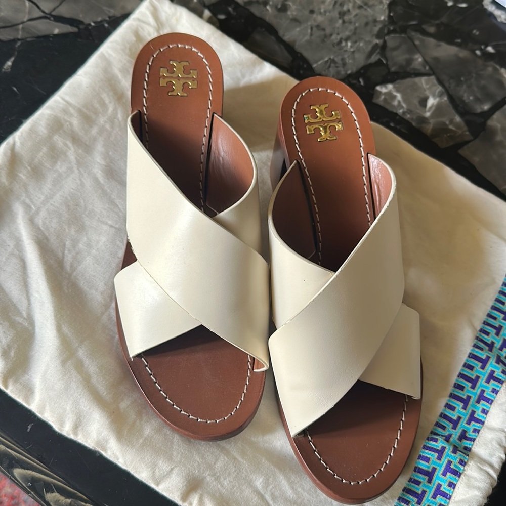 Tory Burch size 9 sandals